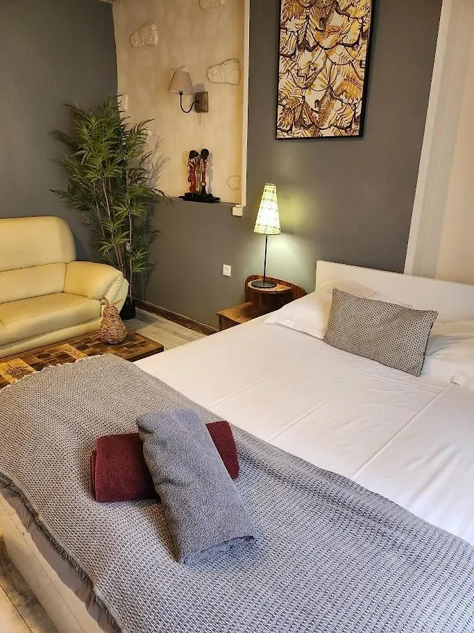 Hotel Ariane Vichy 2*,